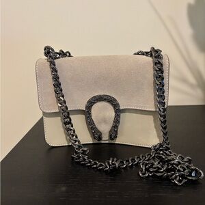 Made in Italy Dionysus Beige Chain Shoulder Bag